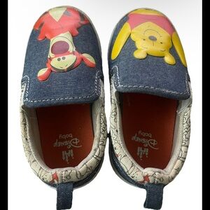 Disney Baby Winnie the Pooh & Tigger Slip-On Shoes Toddler Size 6 Discontinued